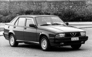 Alfa Romeo 75 3.0 V6 Quadrifoglio Verde 1990 года